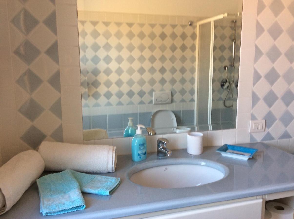 Tiffany Palau Bed & Breakfast Dış mekan fotoğraf